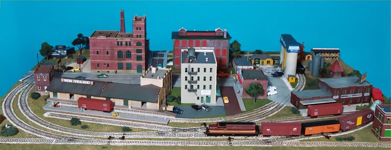 small ho scale model railroad layouts